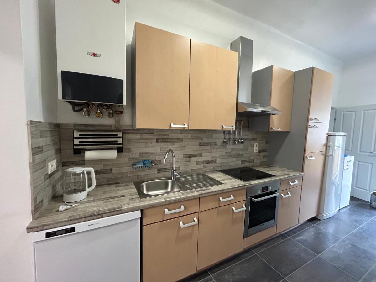 Dom Apartment Wina Bagian luar foto
